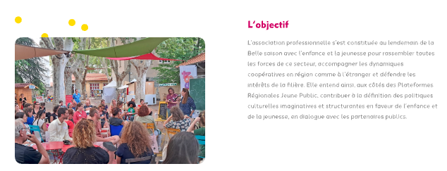 Preview of what the Accordion custom block appears minimized